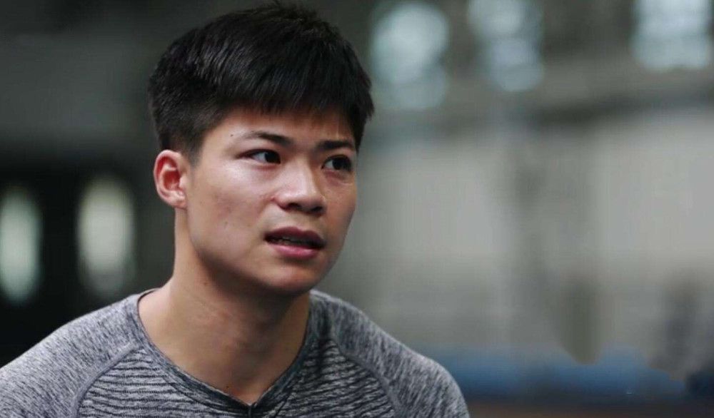 剧照中，Joel、Ellie及剧中其他重要角色纷纷现身，面对复杂而严峻的未来。